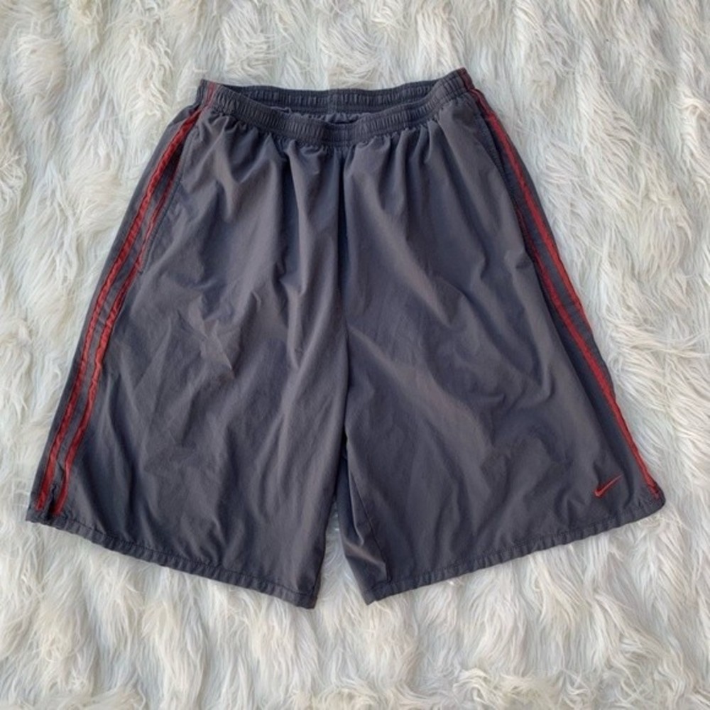 Nike Dri-Fit Gray Shorts, Size Large